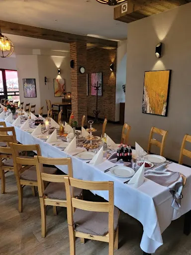 Restauracja Basztowa | przyjęcia okolicznościowe, wesela